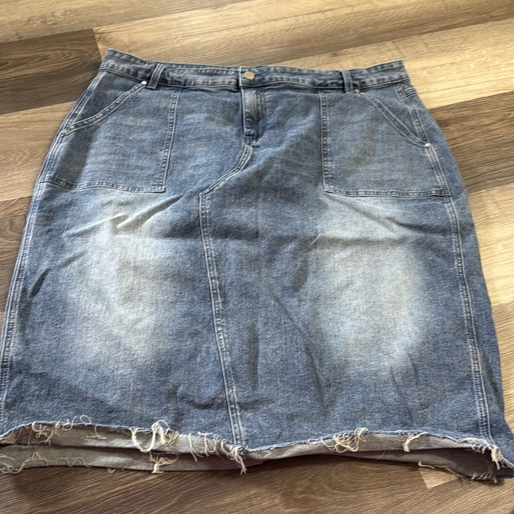 Nuggles Jean skirt